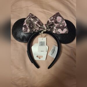 Disney Animal Kingdom Park Loungefly Minnie Mouse Headband Ears, New.